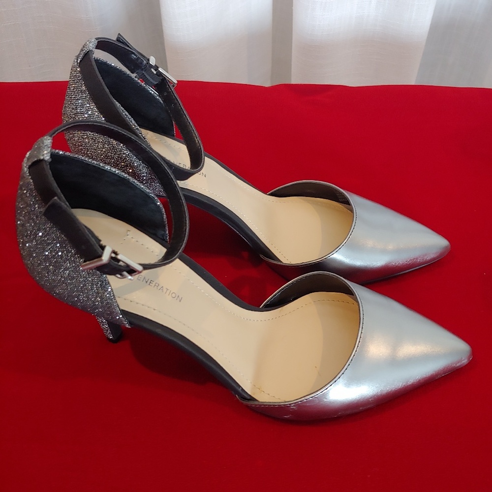 BCBGeneration Dark Gunmetal Heels